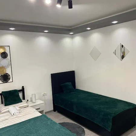 Manirosi 5 Apartment *